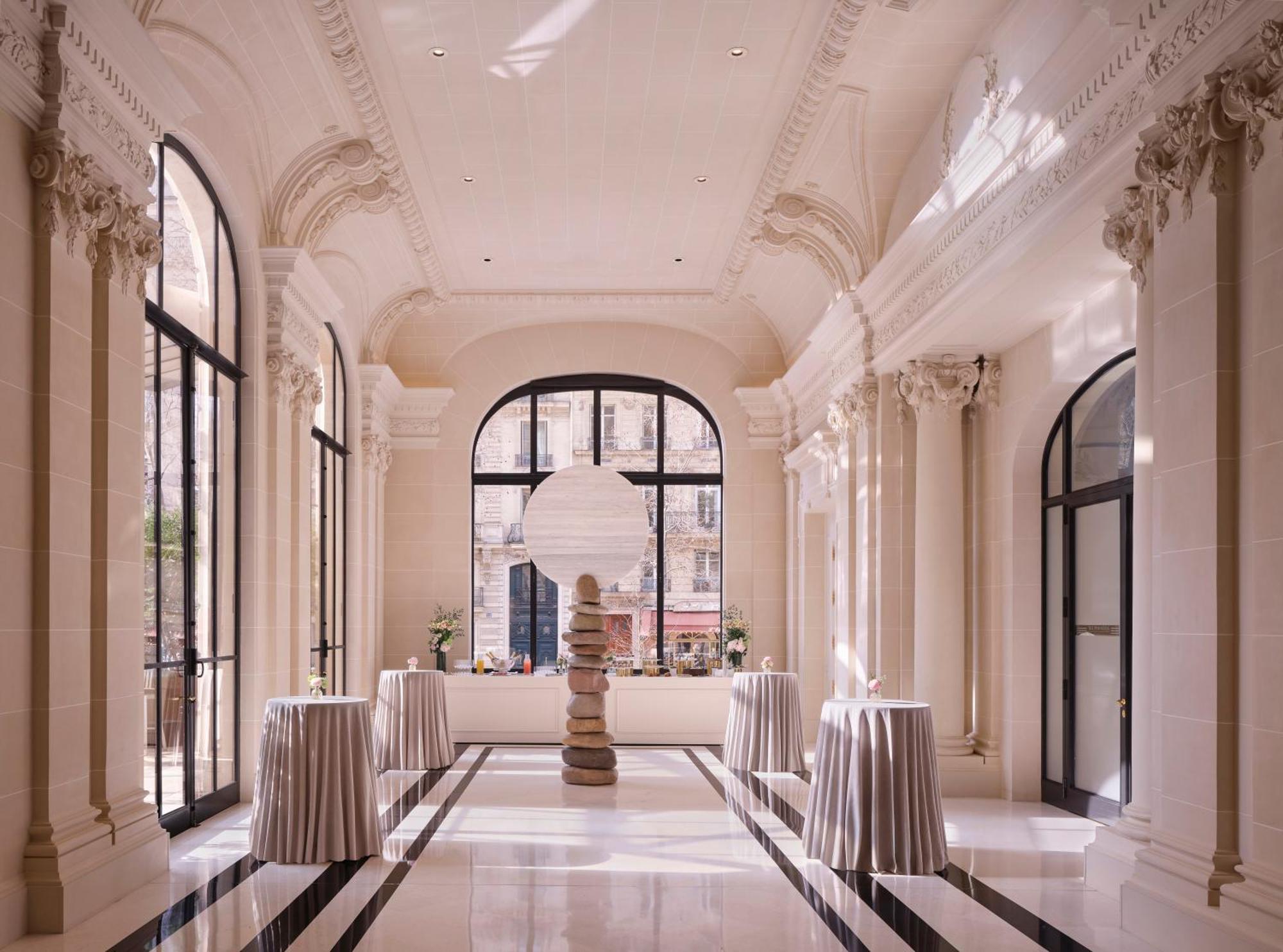 The Peninsula 5* Parijs